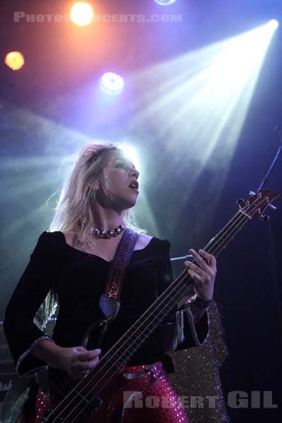 WHITE HILLS - 2013-10-15 - PARIS - Divan du Monde - 
